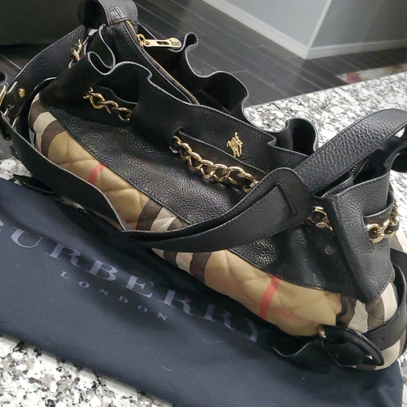 Burberry Handbags - BURBERRY MARGARET NOVA SATCHEL